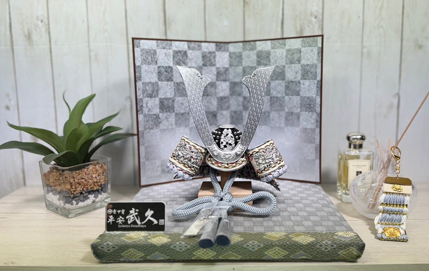 IDOMU!シリーズ 工房 武久 オリジナル 08号 畳兜飾り ブルー中白