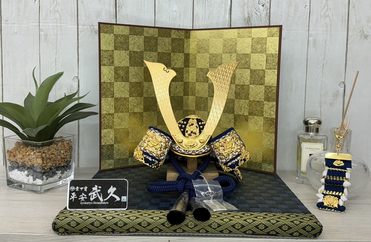 IDOMU!シリーズ 工房 武久 オリジナル 08号 畳兜飾り 白糸紺褄取り